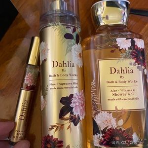 Dahlia Scent, Bath and Body Works
